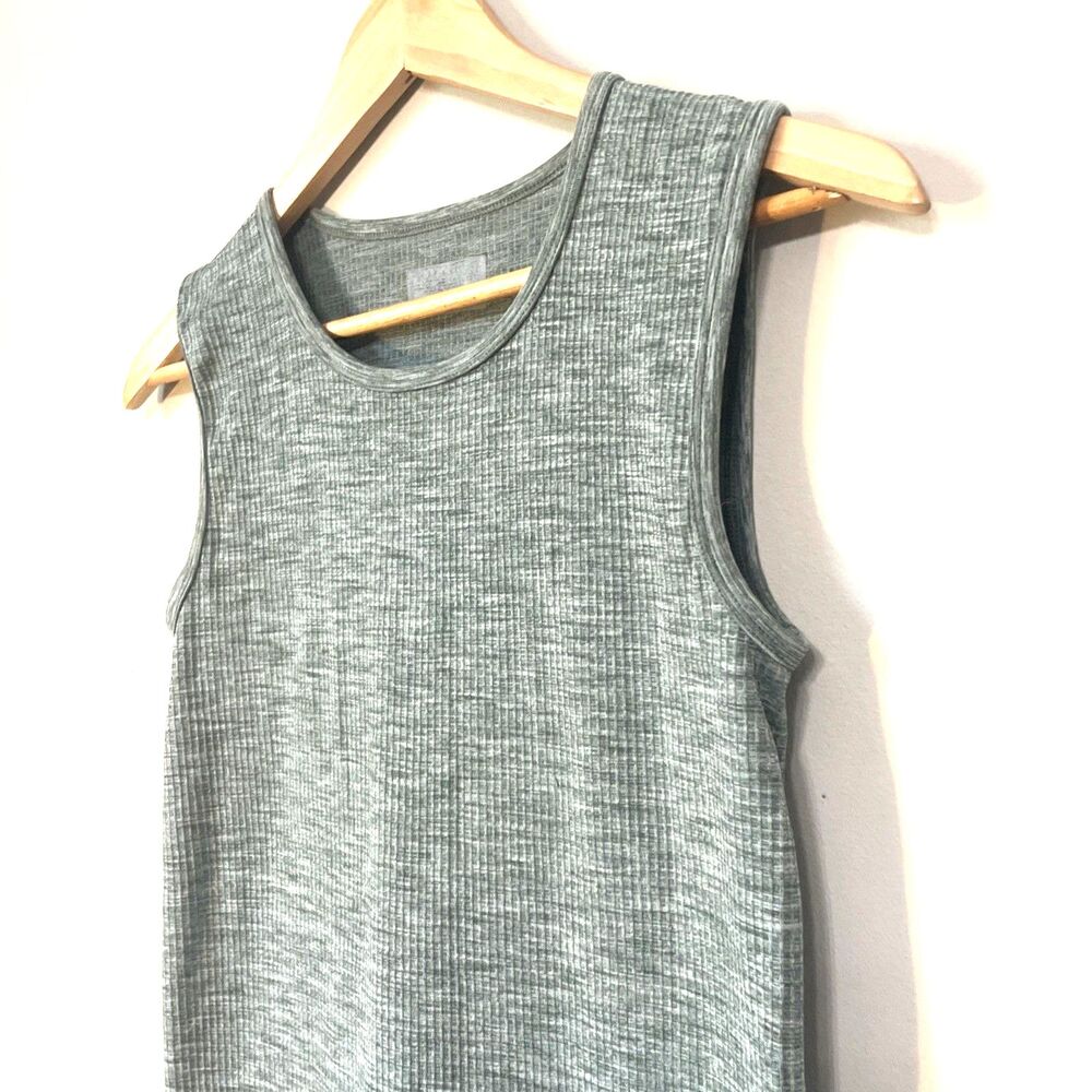 Athleta Green Ribbed Tank Top Sz SMALL